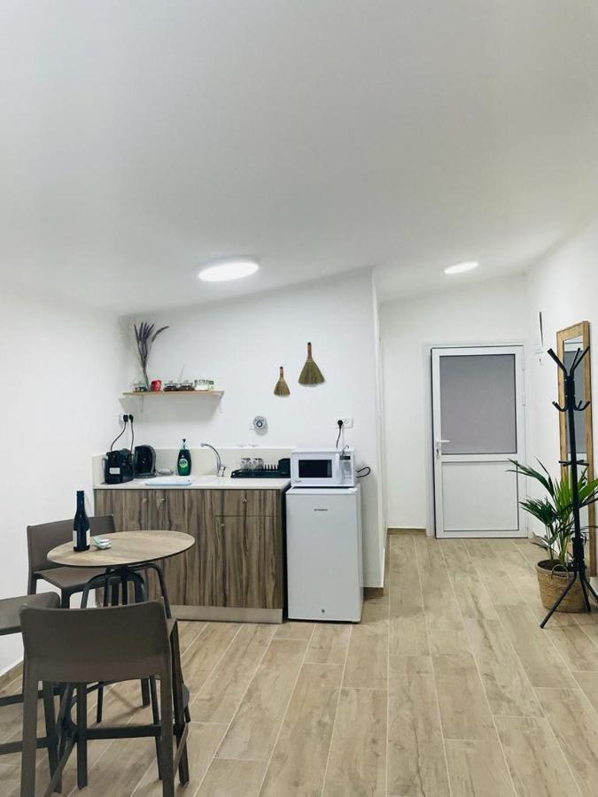 פופה אירוח צפוני - Pupa - North Hospitality Apartment Хагошрим Екстериор снимка